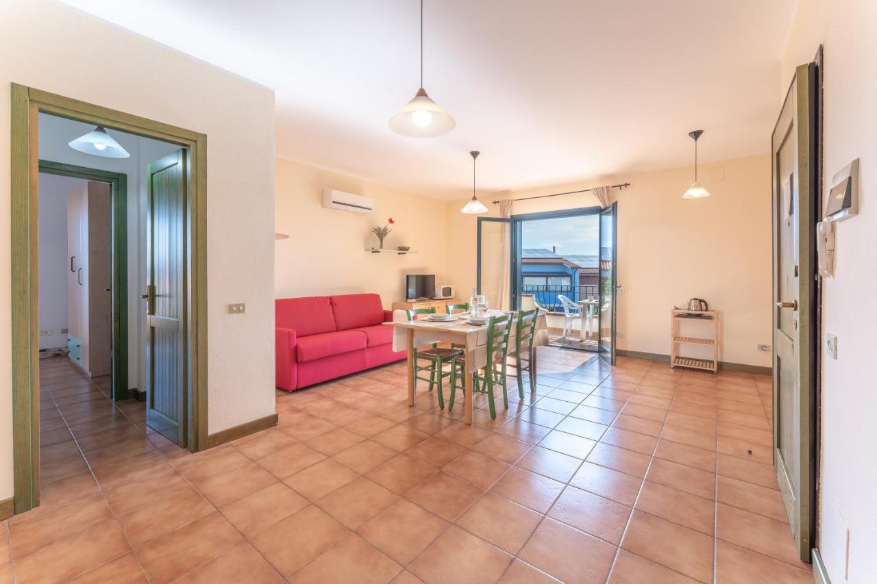 Apartment I Mirti Bianchi - Bilo 4 By Interhome Санта-Тереза-Галлура Екстер'єр фото